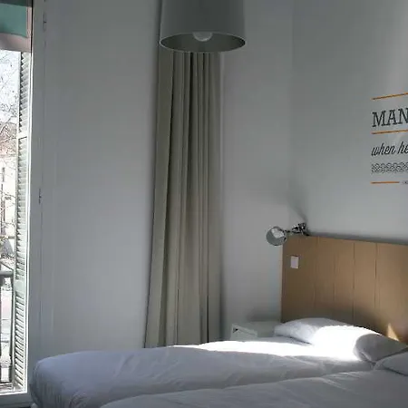 בית הארחה Bypillow Ramblas (adults Only)
